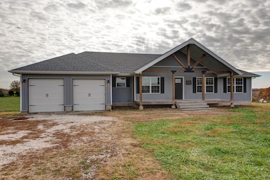 832 Mount Carmel Rd, Clever, MO 65631 - photo 6