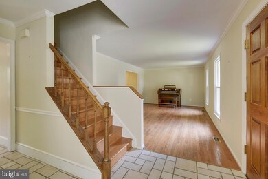 2047 Wooded Way, Vienna, VA 22182 - photo 3
