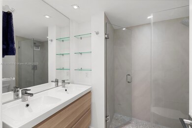 Mirador 1000 unit 1522, Miami Beach, FL 33139 - photo 5