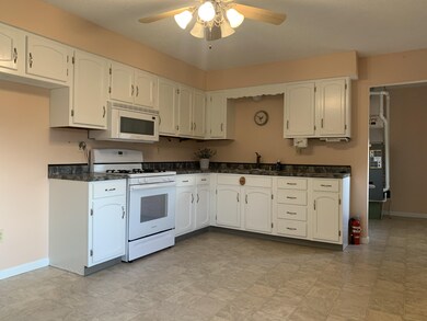 705 Beech St, Saint Marys, OH 45885 - photo 3