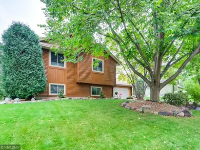 8484 Underwood Lane N Maple-002-005-Exterior Front