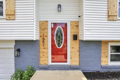 1682 Calgary Dr, Columbus, OH 43229 - photo 5