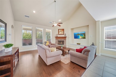 14520 Seventeen Lakes Blvd, Roanoke, TX 76262 - photo 2