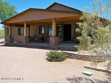 Val Vista Front Porch 4