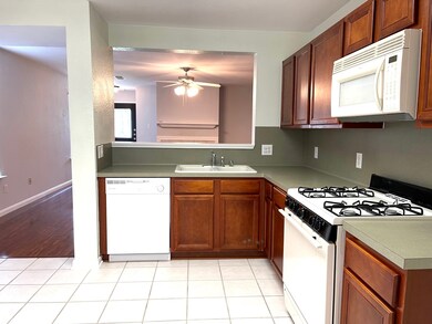 29551 S Legends Bend Dr, Spring, TX 77386 - photo 6