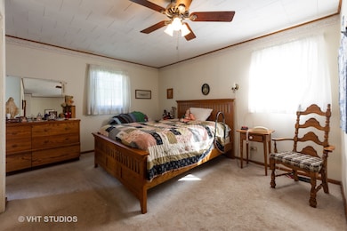 3505 Sigwalt St, Rolling Meadows, IL 60008 - photo 2