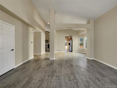 5475 S Valdai Way, Aurora, CO 80015 - photo 6