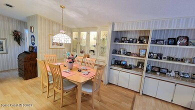 708 Amaryllis Dr, Sebastian, FL 32976 - photo 5