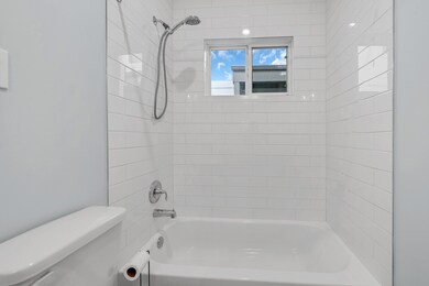 804 Woodcrest Dr unit F, Houston, TX 77018 - photo 7