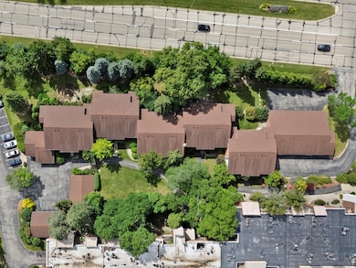 2230 W Good Hope Rd unit 25, Milwaukee, WI 53209 - photo 7