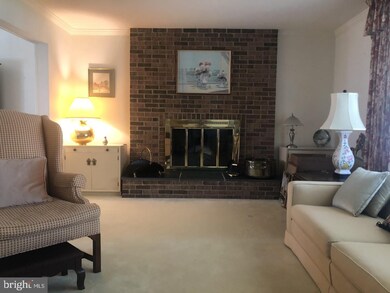 7409 Farmcrest Dr, New Carrollton, MD 20784 - photo 4