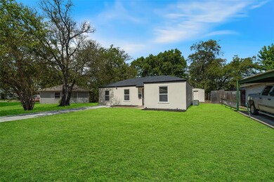 826 Chickasaw Trace, Grand Prairie, TX 75051 - photo 3