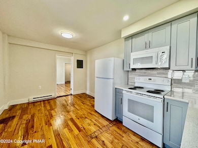 1090 Dreher Ave unit 3, Stroudsburg, PA 18360 - photo 7