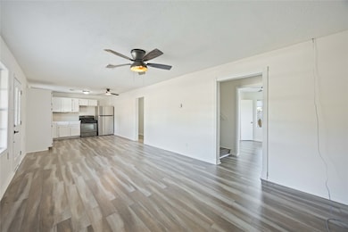 3304 Bluefield Dr, Pasadena, TX 77503 - photo 6