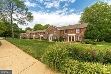 8406 Forrester Blvd unit 572, Springfield, VA 22152 - photo 3