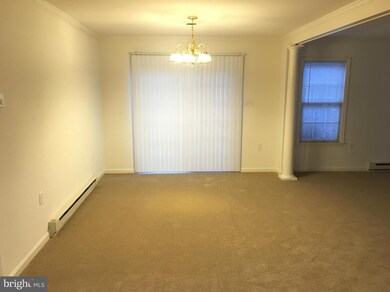 14047 Sweet Vale Dr, Hagerstown, MD 21742 - photo 5