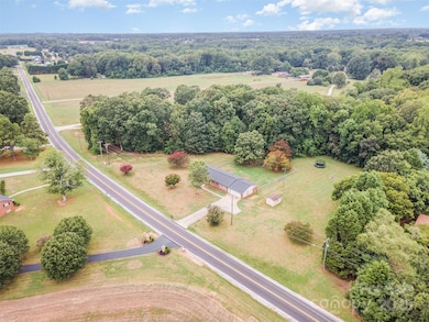 2570 Lipe Rd, China Grove, NC 28023 - photo 3