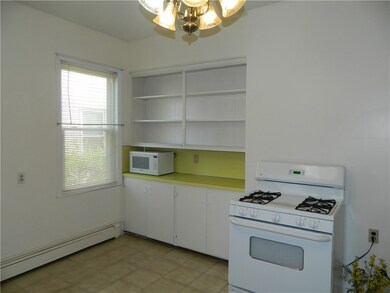 663 Weeden St unit 1, Pawtucket, RI 02860 - photo 5