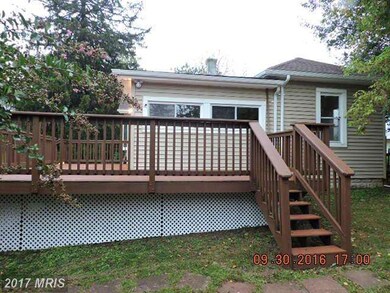 708 Woodsdale Rd, Catonsville, MD 21228 - photo 6