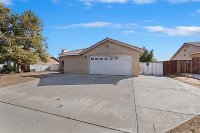 12441 Petaluma Rd, Victorville, CA 92392 - photo 3