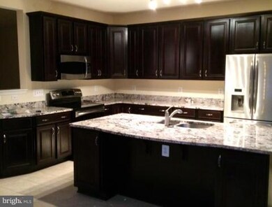 2207 Merseyside Dr unit 70, Woodbridge, VA 22191 - photo 7