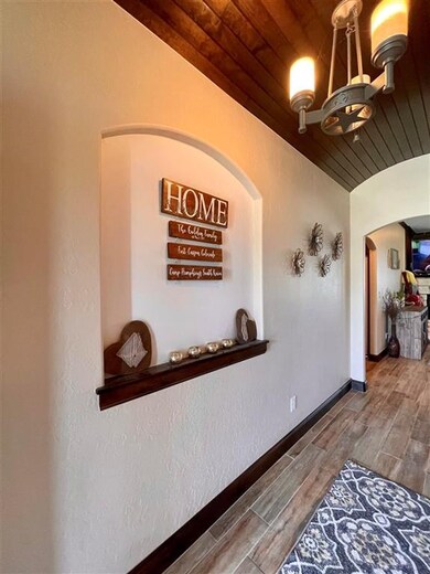 13091 NE Tony Creek Rd, Elgin, OK 73538 - photo 3