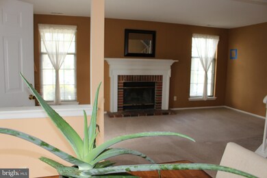 701 Garrison Ct, West Deptford, NJ 08051 - photo 4