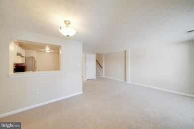 3216 Tapestry Cir, Burtonsville, MD 20866 - photo 3