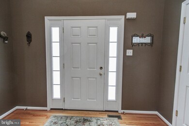 326 Chapman Dr, Perkasie, PA 18944 - photo 4