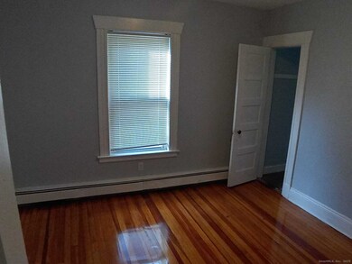 110 Evergreen Ave unit 1st Floor, Hartford, CT 06105 - photo 6