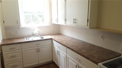 1412 W Fairview St, Allentown, PA 18102 - photo 2