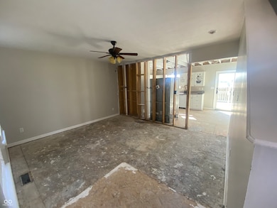 12151 Bearsdale Dr, Indianapolis, IN 46235 - photo 2