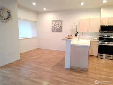 4714 Fairwood Blvd NE unit 402, Tacoma, WA 98422 - photo 7