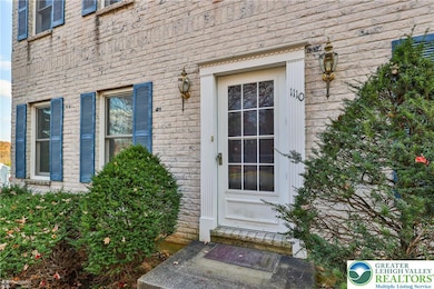 1110 Greenbriar Ln, Laurys Station, PA 18059 - photo 3