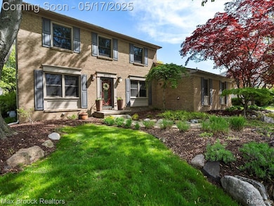 Inviting front entrance.