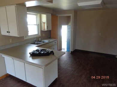 176 Edward St, North Tonawanda, NY 14120 - photo 3