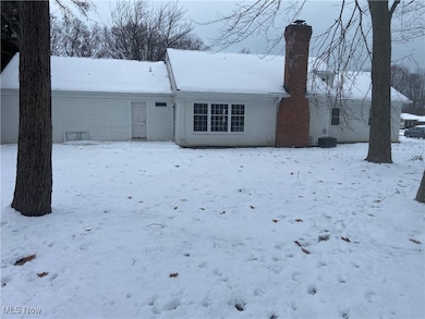 22495 Berry Dr, Rocky River, OH 44116 - photo 4