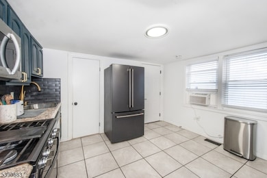 7 Calumet St, Newark, NJ 07105 - photo 4