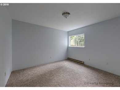Bedroom, Primary