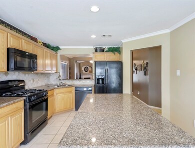 32102 Sue Ln, Pinehurst, TX 77362 - photo 2