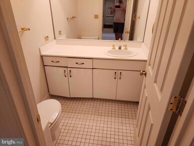 The Towers at Harbor Court unit 1205, Baltimore, MD 21202 - photo 5