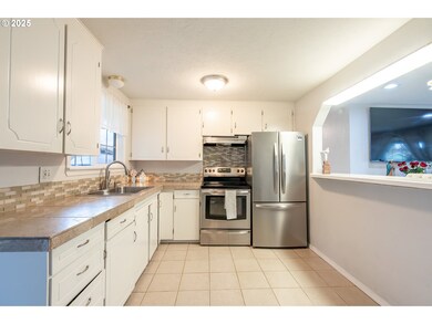 2440 Vallejo St NE, Salem, OR 97301 - photo 7