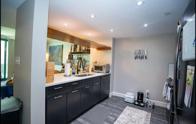 300 S Duval Unit 510 St unit 510, Tallahassee, FL 32301 - photo 4