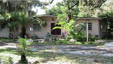 453 N Dixie Ave, Titusville, FL 32796 - photo 2