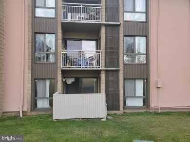 6079 Majors Ln unit 2, Columbia, MD 21045 - photo 2