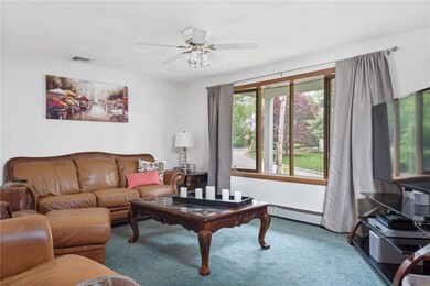 40 Blossom Dr, Cranston, RI 02920 - photo 7