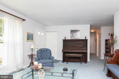 5805 Dale Dr, Sykesville, MD 21784 - photo 3