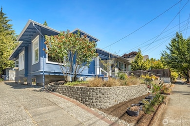 1624 N 50th St unit B, Seattle, WA 98103 - photo 3