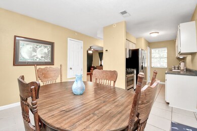 4314 Linda Ln, Alvin, TX 77511 - photo 7