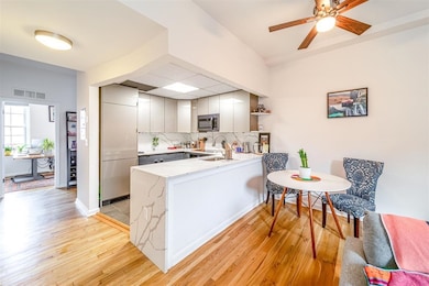 187 Wayne St unit 409C, Jersey City, NJ 07302 - photo 3